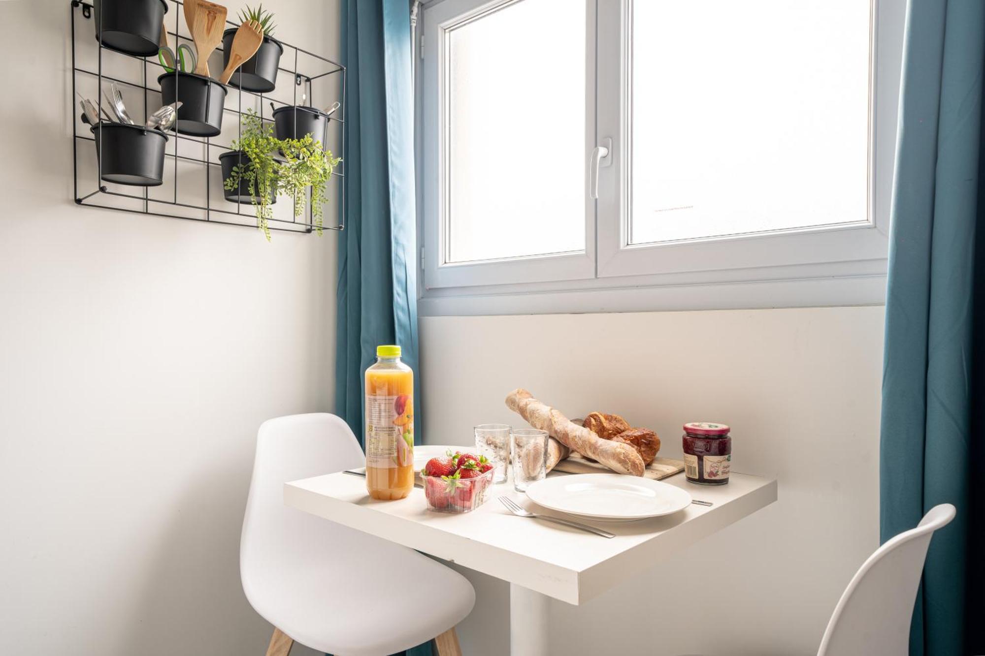 Suite Le Studio Litchi Baigne De Lumieres & Proche Des Plages Saint-Nazaire  Exterior foto